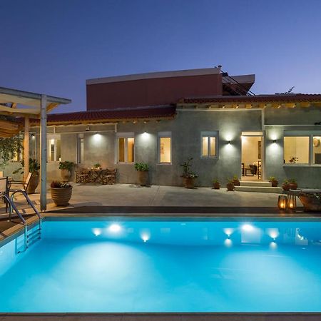 Villa Roxanne Galatas  Ngoại thất bức ảnh