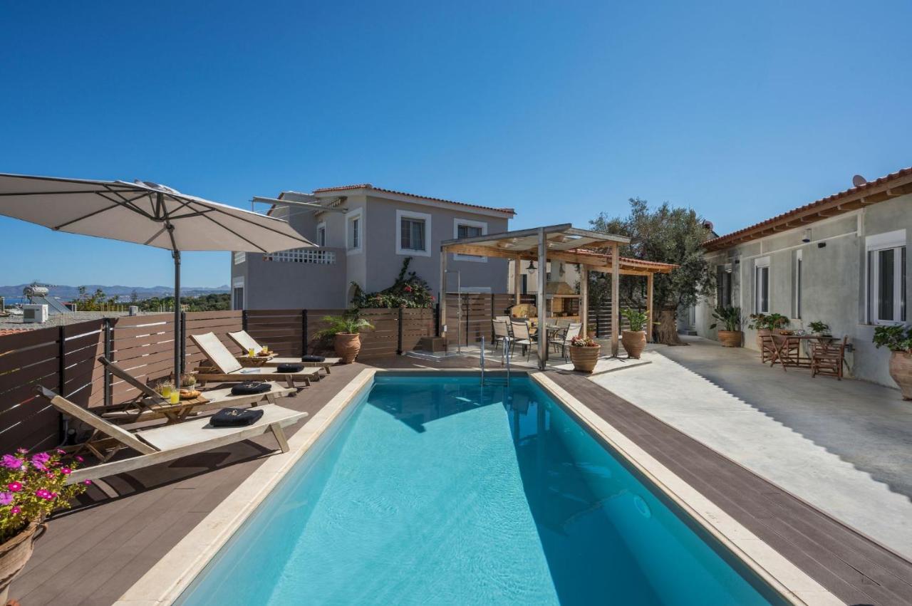 Villa Roxanne Galatas  Ngoại thất bức ảnh