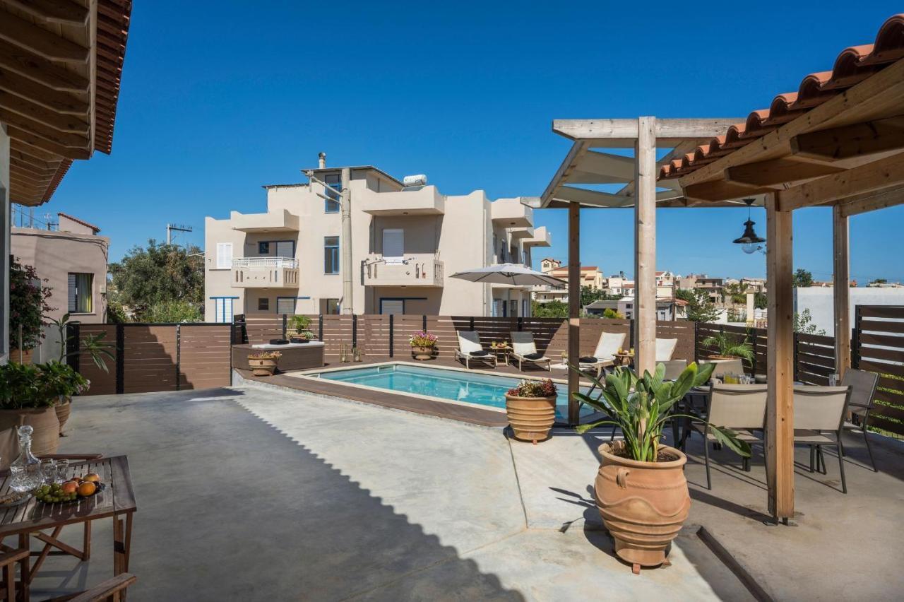 Villa Roxanne Galatas  Ngoại thất bức ảnh