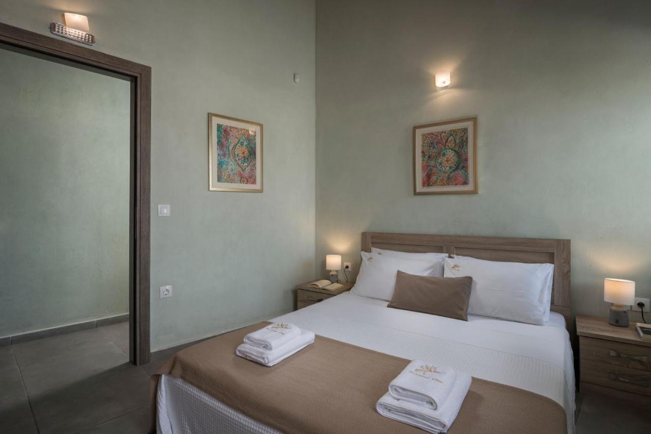 Villa Roxanne Galatas  Ngoại thất bức ảnh