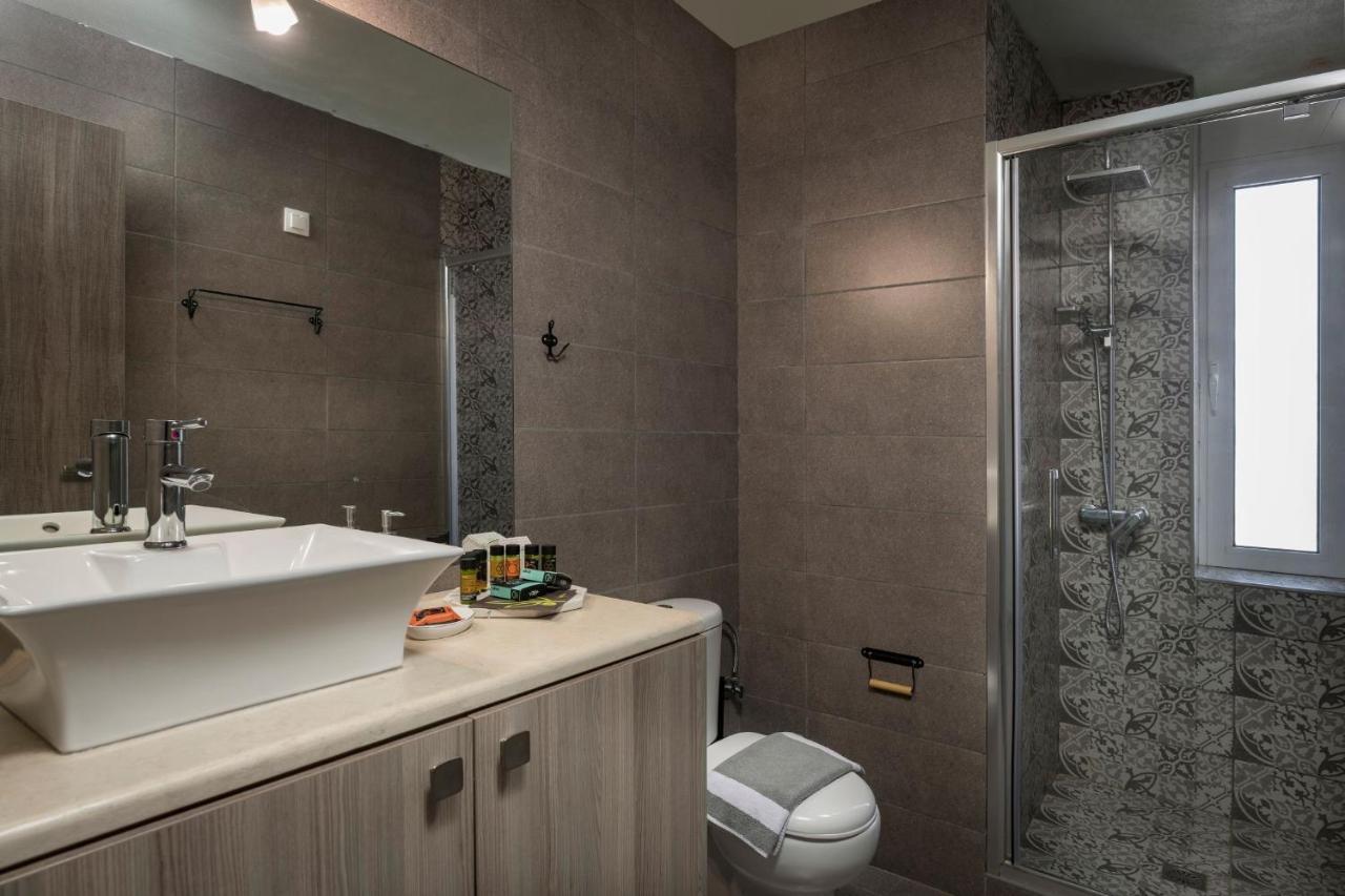 Villa Roxanne Galatas  Ngoại thất bức ảnh